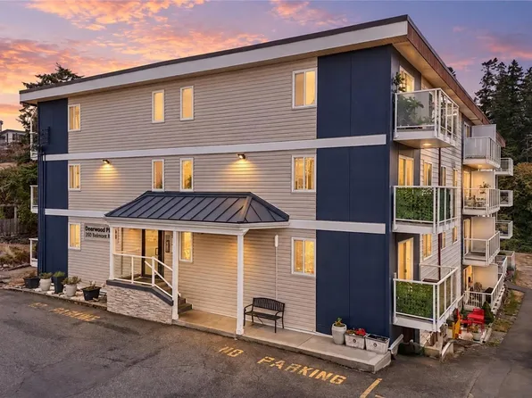 350 Belmont Rd #108, Colwood, BC V9C 1B1