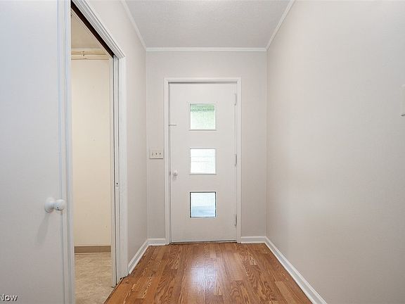 5th image of 380 Alden Ave