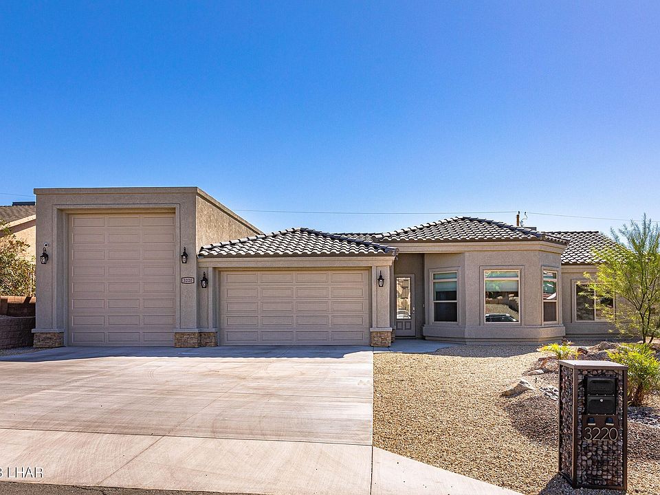 1st image of 3220 Fan Palm Dr