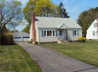 11 Newgate St, West Hartford, CT 06110