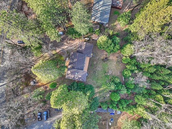 3rd image of 6484 Green Leaf Ln