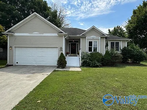 194 Topaz Rd NE Photo 1