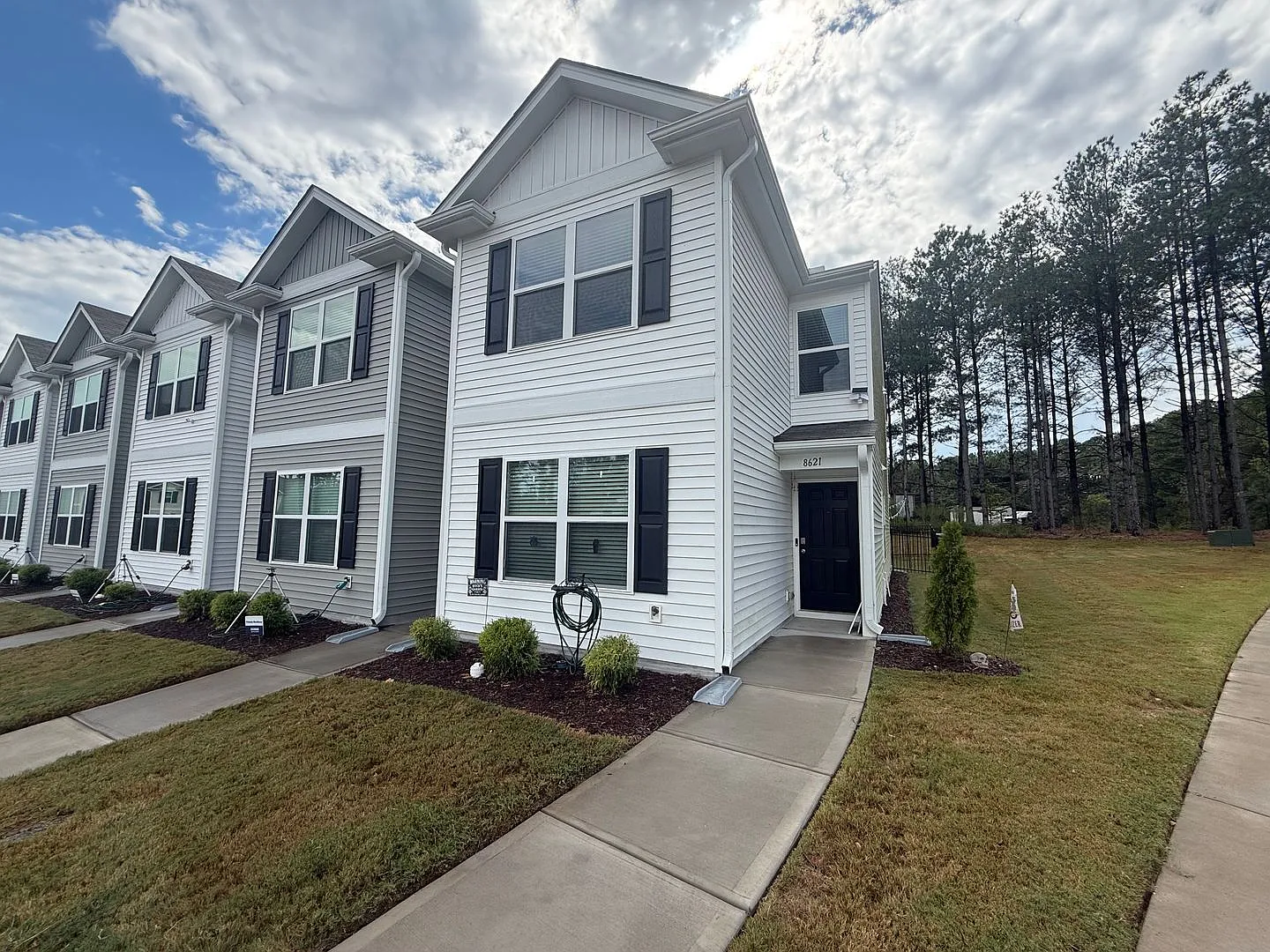 Newly Built 3BD, 2.5BA End Unit Raleigh Townhome with a Fenced Yard in a Prime Location — Photo 2