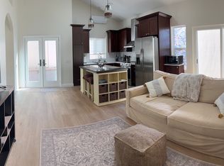 5275 Manchester Dr, Oceanside, CA 92056