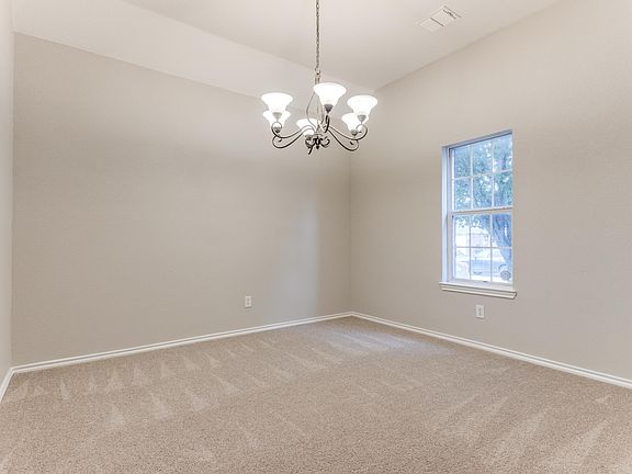 5th image of 141 Arbordale Way