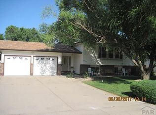 4030 Hillside Dr, Pueblo, CO 81008