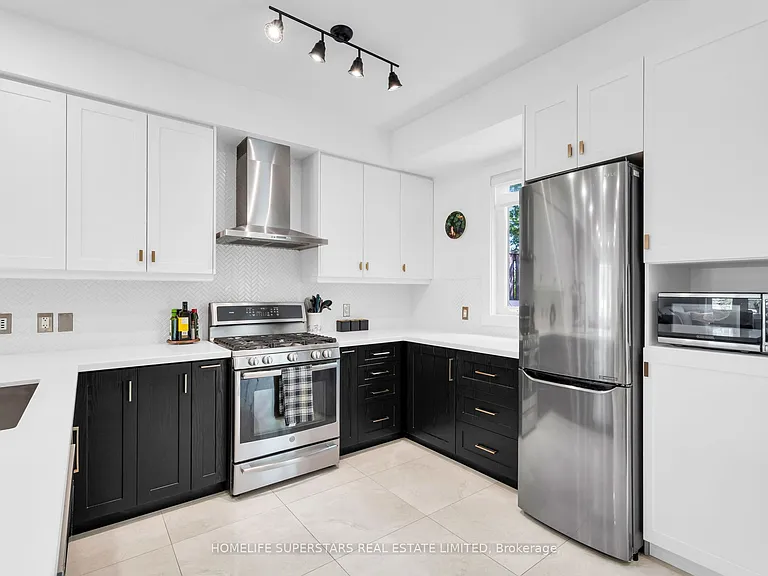 3091 Joel Kerbel Pl — Photo 16