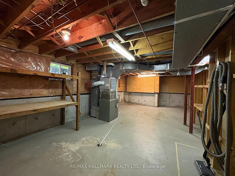 34 Theobalds Cir — Photo 24