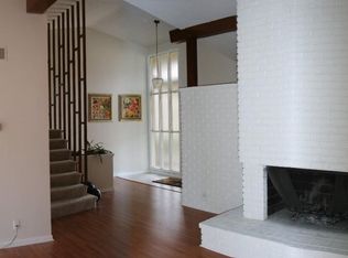 4987 Malibu Dr, Bloomfield Hills, MI 48302
