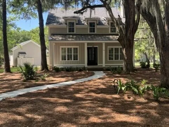 23 Millers Pond Dr, Beaufort, SC 29907
