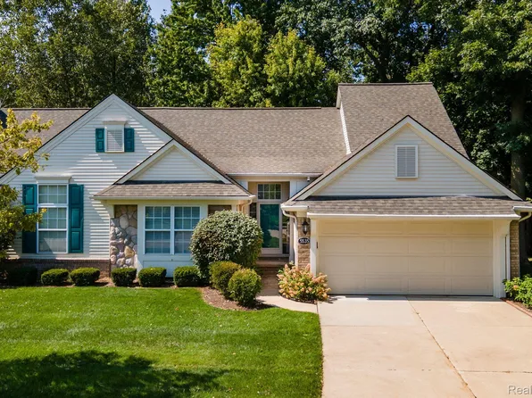5535 Ortman Dr, Sterling Heights, MI 48314