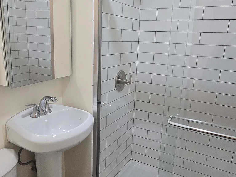 5461 S Drexel Ave #2 — Photo 12