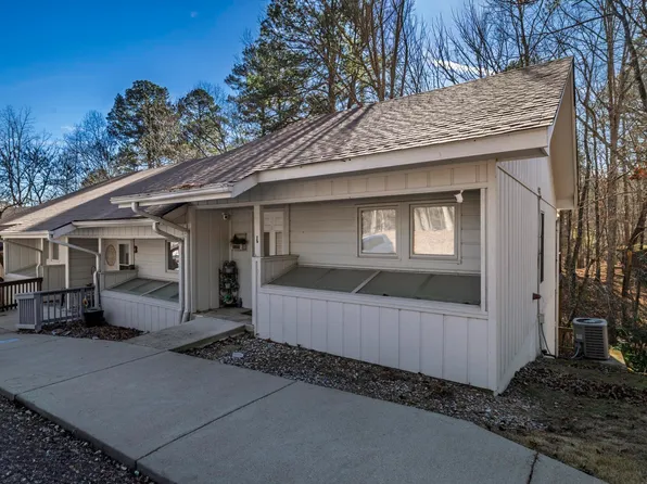 1 Gailosa Ln, Hot Springs, AR 71909