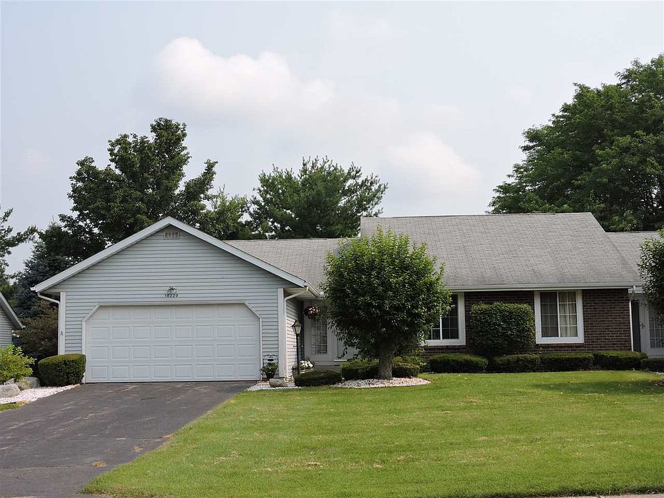 1st image of 18229 Crownhill Dr