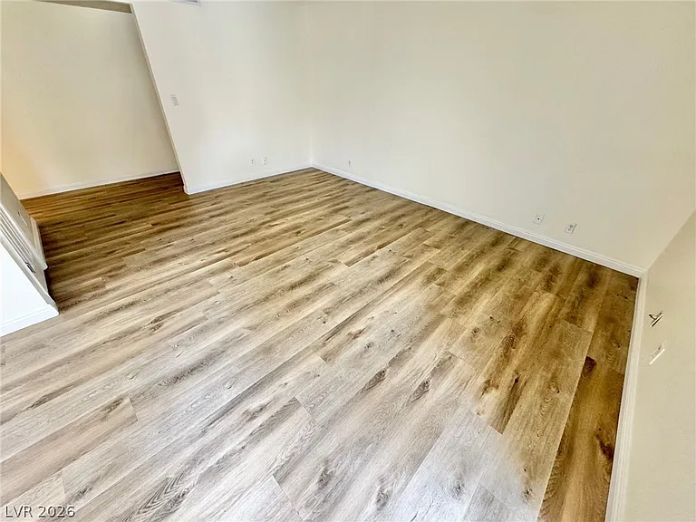 5422 River Glen Dr #377 — Photo 6