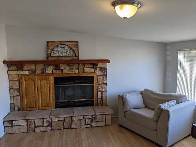 4212 E Dragoon Ave — Photo 7