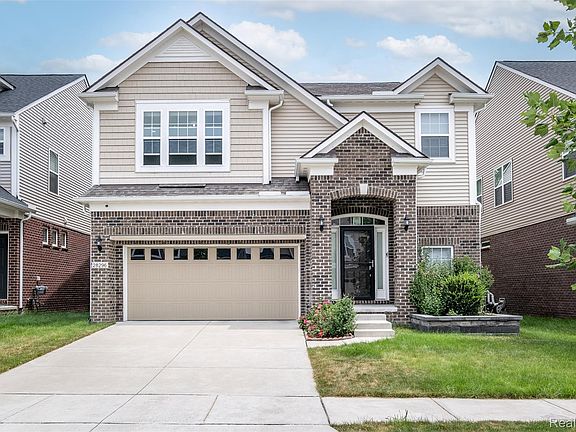 2nd image of 28296 Verona Dr