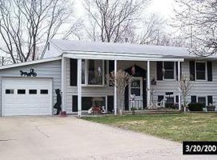 1132 N Meadow Ln, Bloomington, IN