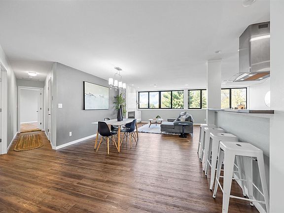 3rd image of HOUSE 3F 820th Clb