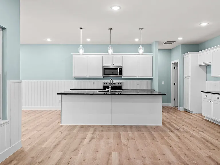 2205 W Mason Pl — Photo 8