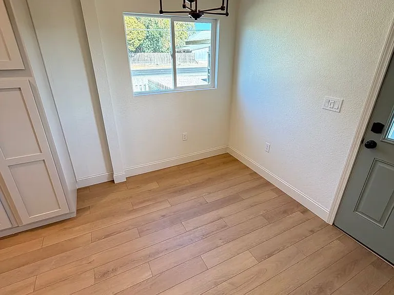 9001 E Acampo Rd — Photo 16