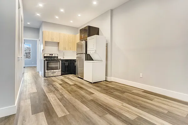 Rented by Compass | media 29