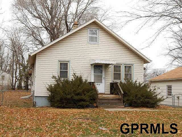 1st image of 2818 Olive St S
