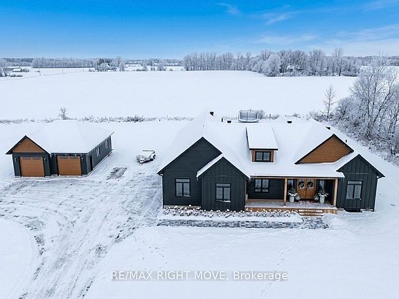 4th image of 1366 Cambrian Rd