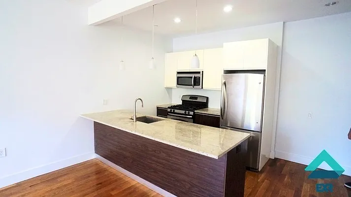 Rented by EXR | media 1