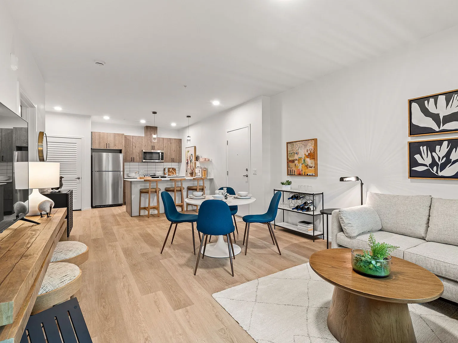 Motto Apartments — Photo 1