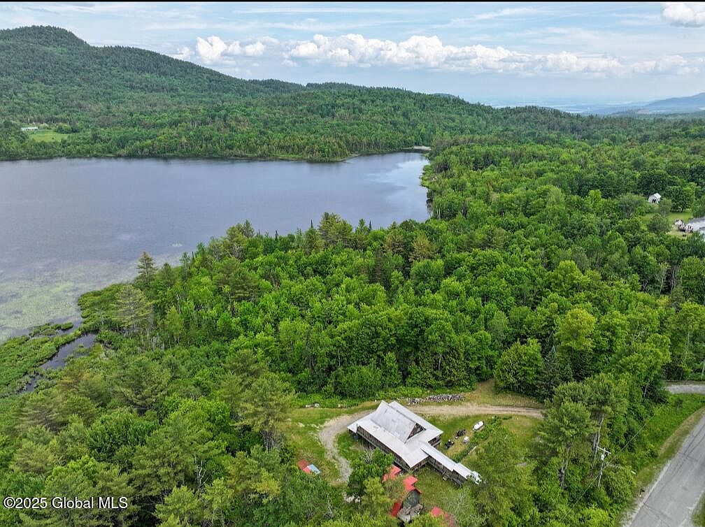 22nd image of 92 Riddle Road