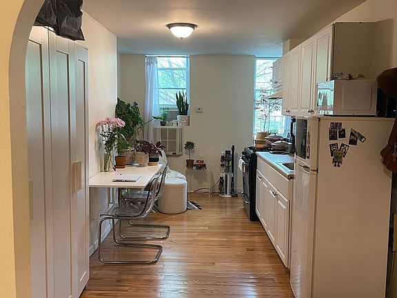 2nd image of 341 Union Ave APT 3