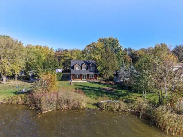 27678 Lakewood Dr NW, Isanti, MN 55040