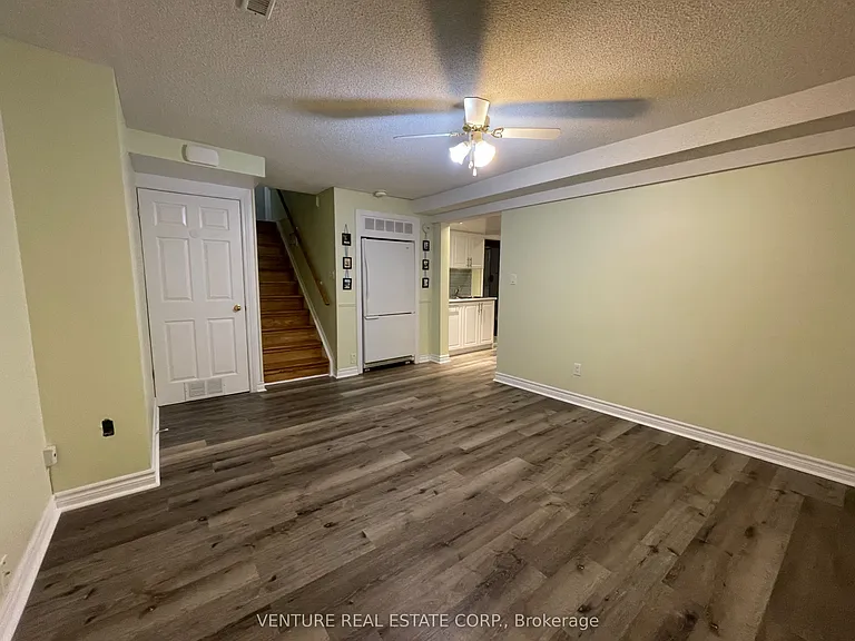 Shadybrook Dr — Photo 6