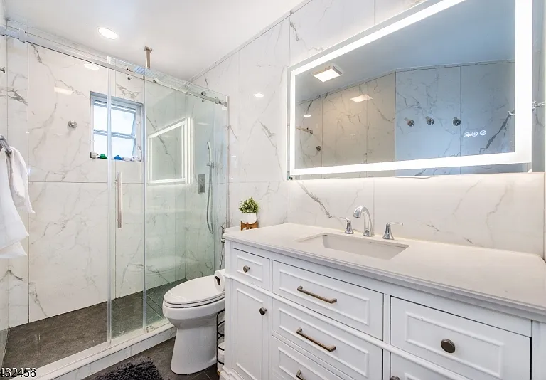57 Marsellus Pl #2 — Photo 7