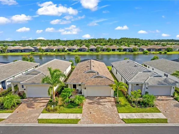 16740 Seasons Coast DR, BONITA SPRINGS, FL 34135