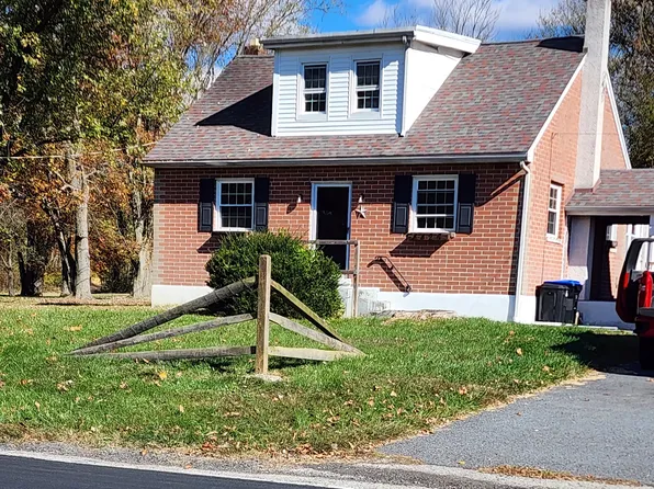 4425 Garnet Mine Rd, Upper Chichester, PA 19061