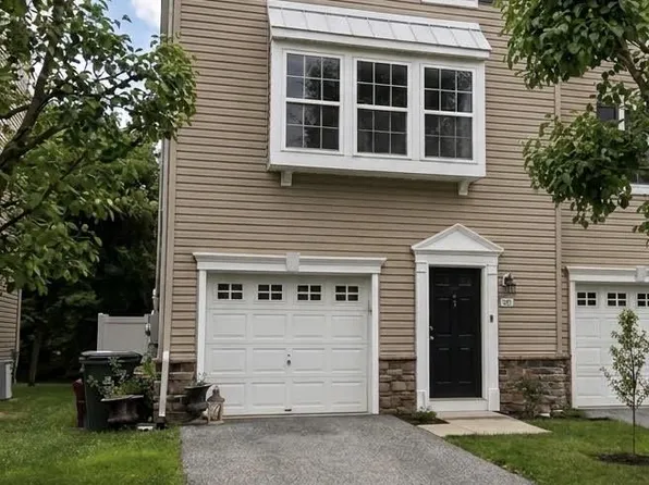 602 Cinnaminson St, Riverton, NJ 08077