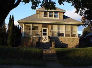 830 Dillingham Ave, Sheboygan, WI 53081