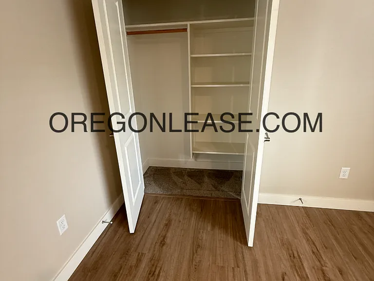4040 Horace St #7 — Photo 7