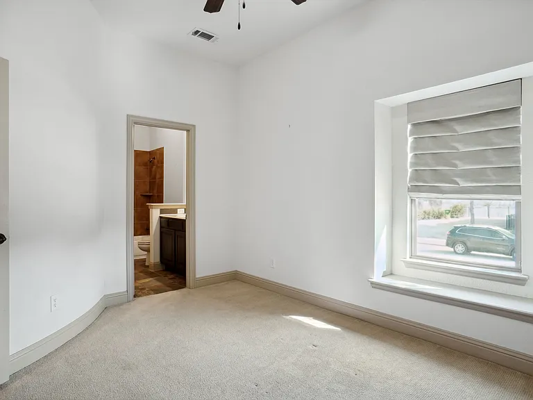 3016 Montebello Dr — Photo 9