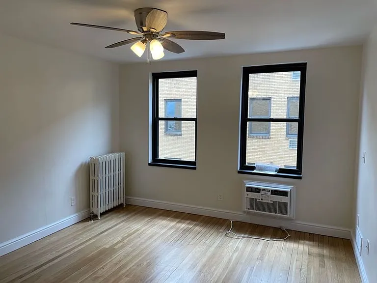 255 Shady Avenue — Photo 33