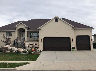 1597 W Ranch Rd, Farmington, UT 84025