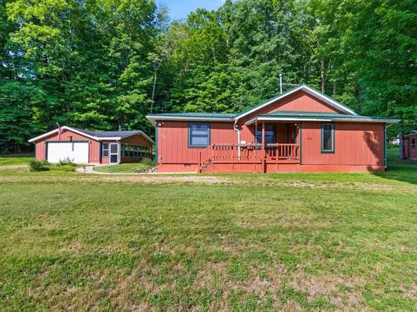 10257 Cedar Valley Ln, Suring, WI 54174