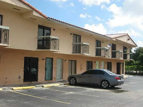 7993 NW 7th St #E3, Miami, FL 33126