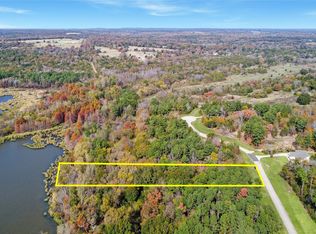 338 Grand View Dr, Athens, TX 75752