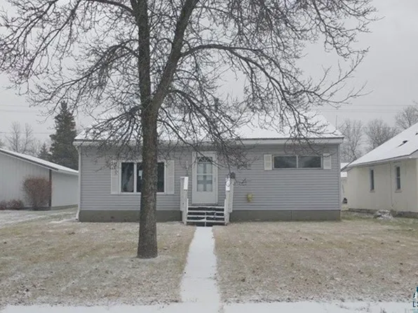 1417 Main Ave, International Falls, MN 56649