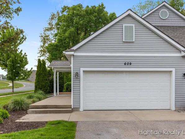 609 Wren Ct, Middleville, MI 49333