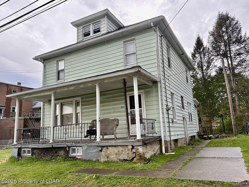 1st image of 425 Andover St
