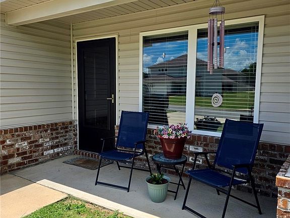 4th image of 14085 King Arthur Ct